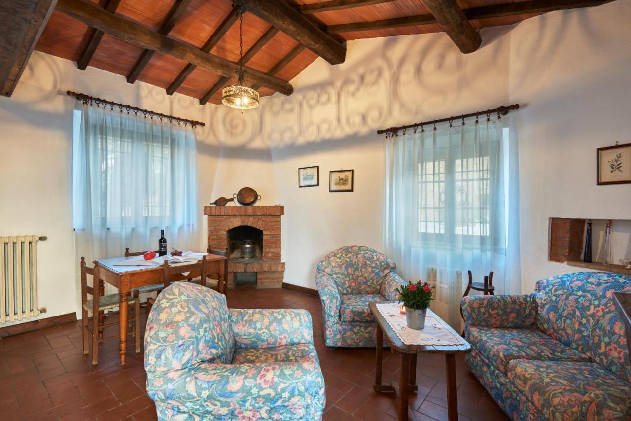 Agriturismo Pometti - Fattoria La Selva Bed & Breakfast *